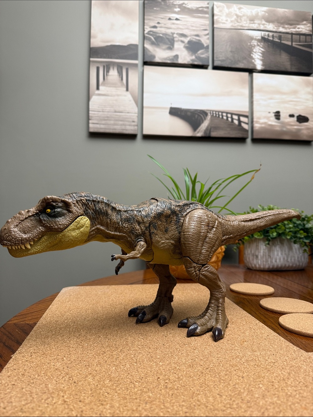 Jurassic World Stomp 'N Escape Tyrannosaurus Rex Action Figure Dinosaur Jur Park